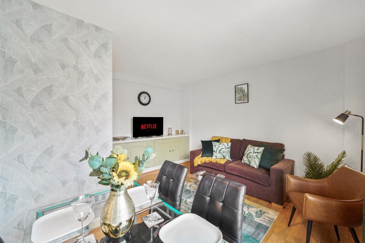 One Bedroom By Dream Key Short Lets & Long Lets Chelsea With Free Wi-fi And Netflix Londres