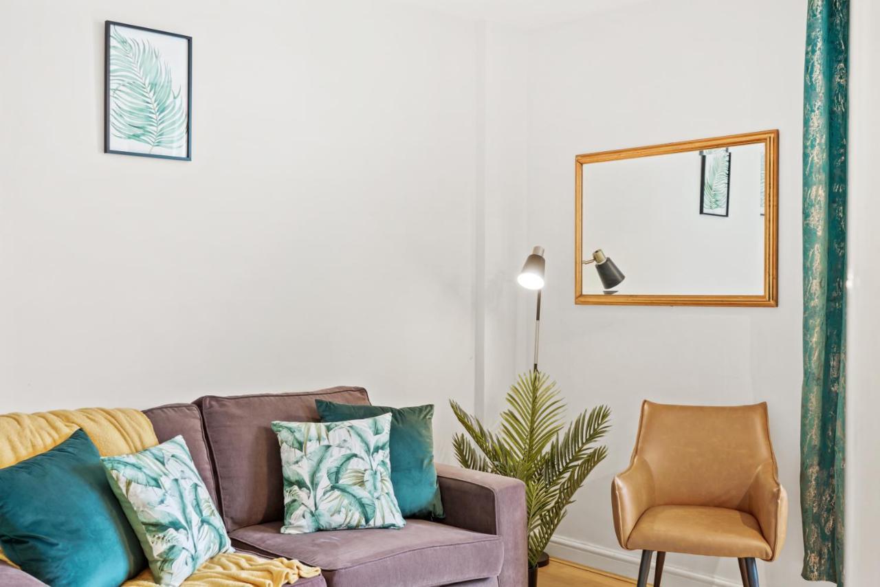 Apartamento One Bedroom By Dream Key Short Lets & Long Lets Chelsea With Free Wi-fi And Netflix *